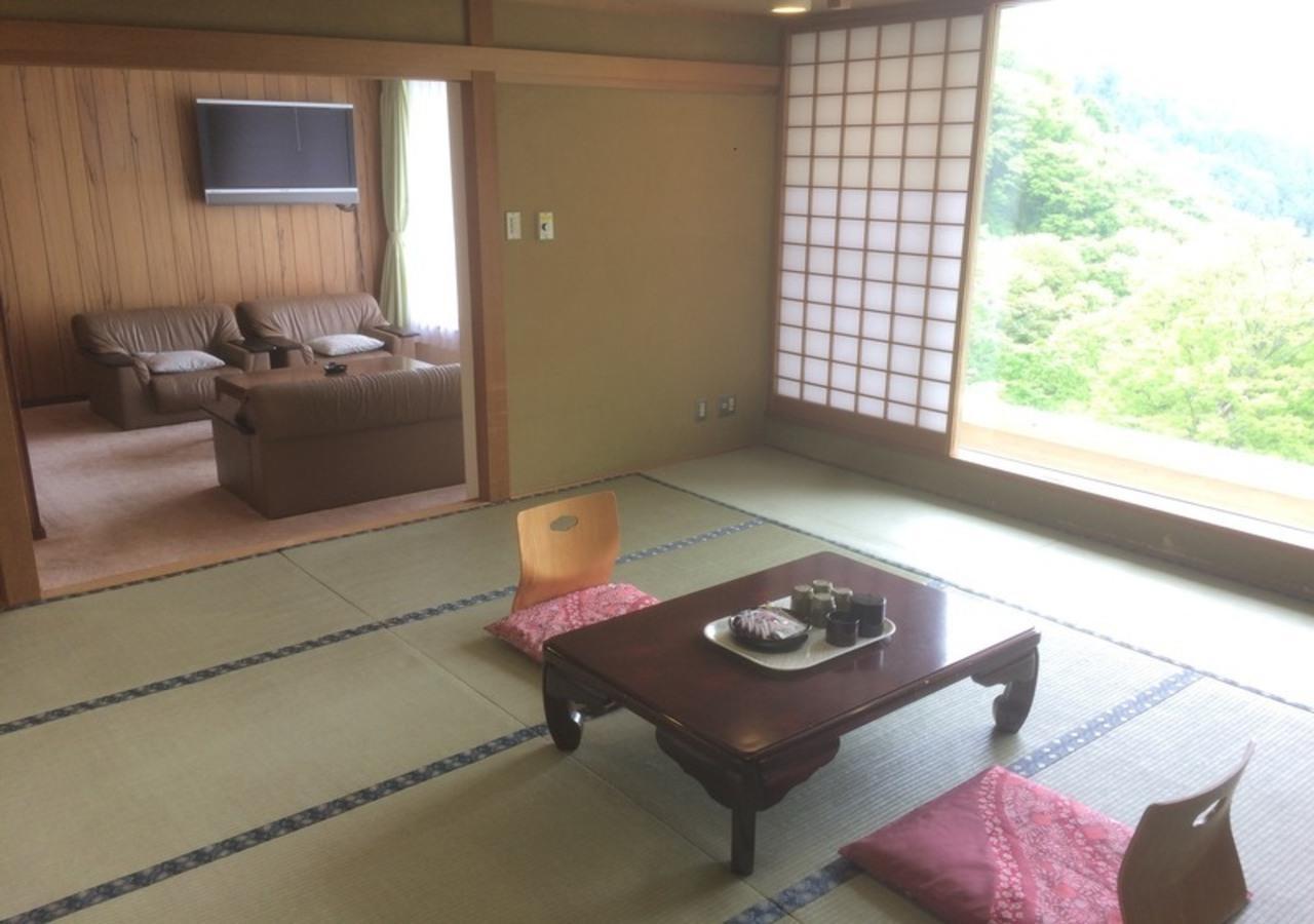 東山パークホテル新風月 会津若松市 エクステリア 写真